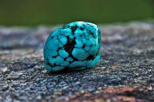 Turquoise : histoire, vertus et secrets en lithothérapie 🔹