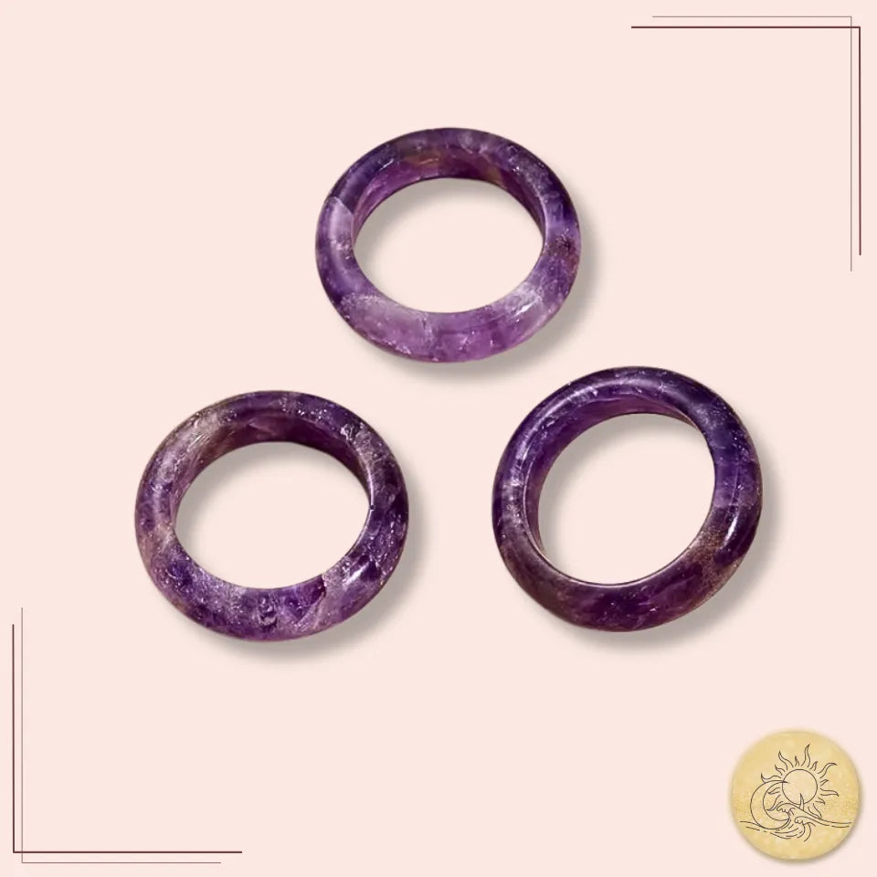 Bague en améthyste naturelle – bijou énergétique favorisant la sérénité, la clarté mentale et la paix intérieure – acier doré – Aura Cristal