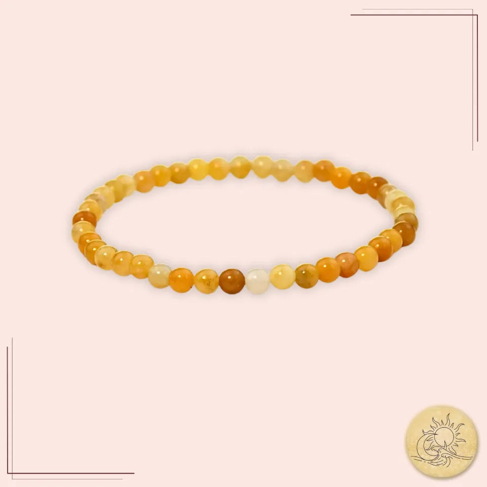 Bijou énergétique en topaze naturelle 4mm, bracelet raffiné aux tons miel – pierre favorisant la stimulation de la créativité et la confiance en soi – Aura Cristal.