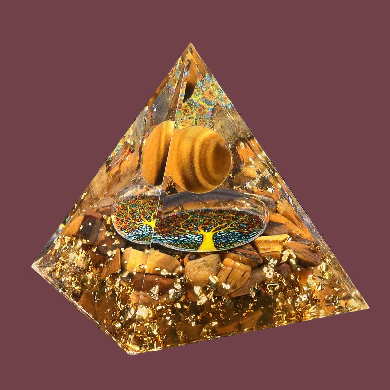 Pyramide orgonite en pierre dorée avec boule en pierre naturelle et éclats dorés – vitalité, énergie solaire et abondance – Aura Cristal