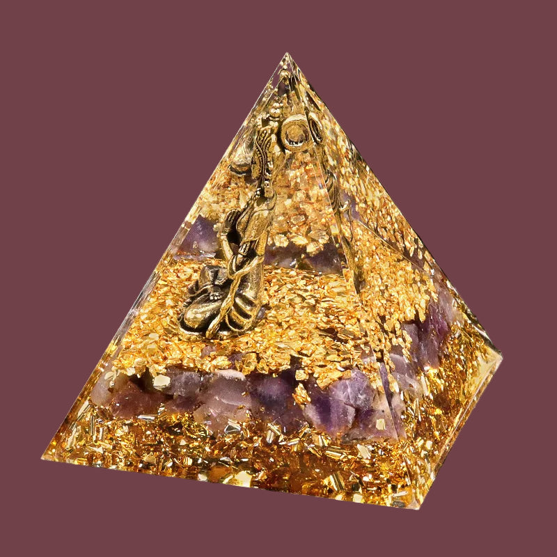 Pyramide Shiva en améthyste naturelle – symbole de transformation et de conscience spirituelle – éclats dorés – Aura Cristal