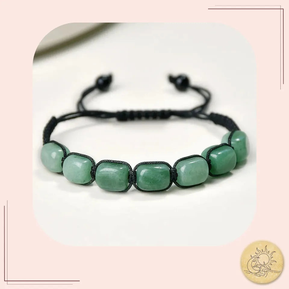 Bracelet 7 chakras en pierre naturelle d’Aventurine verte, symbole d’harmonie émotionnelle et de chance, équilibre énergétique Aura Cristal.