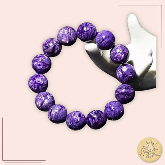 Bracelet en charoïte naturelle, pierre apaisante et spirituelle favorisant la sérénité intérieure, la transformation et l’intuition – sélection Aura Cristal.