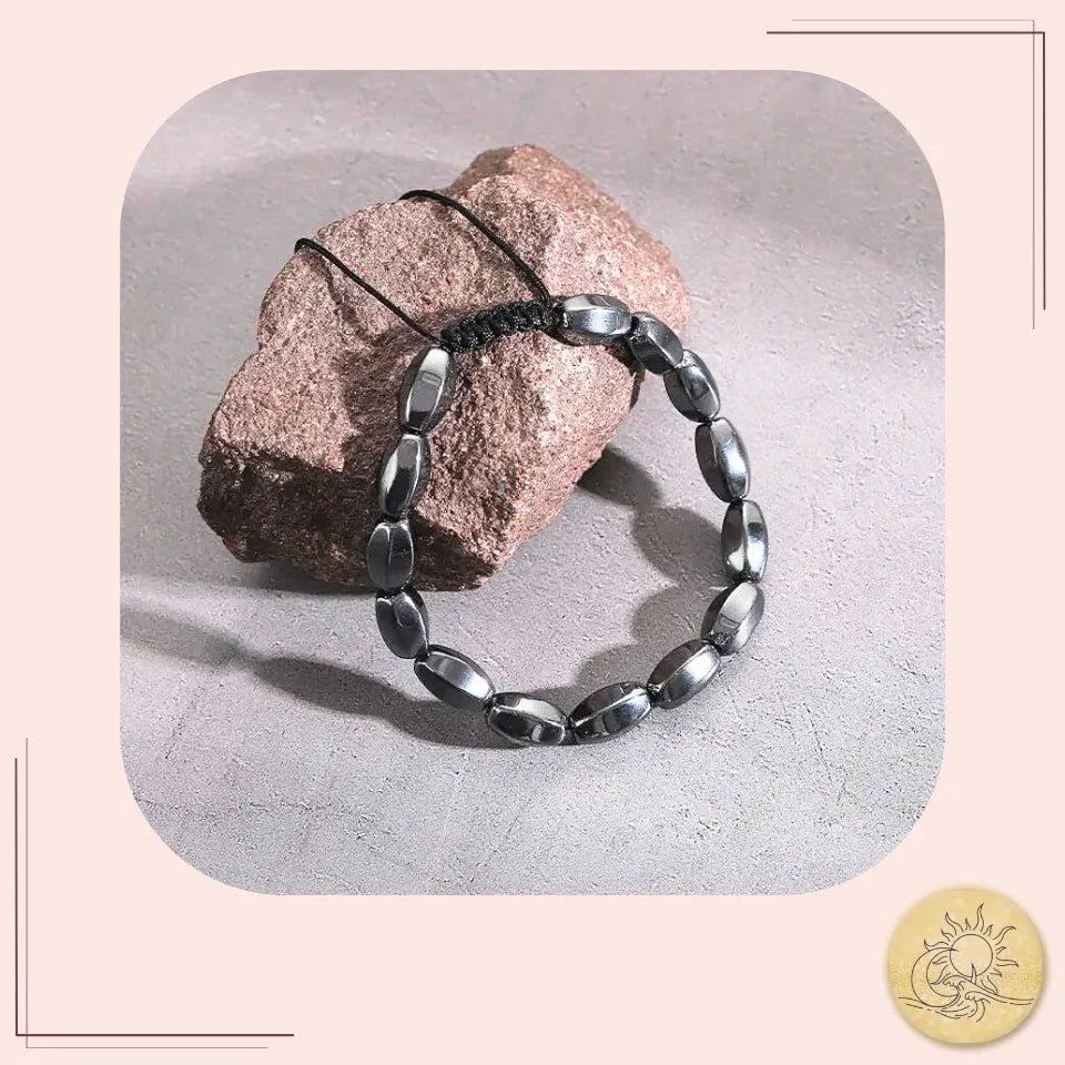 Bracelet Hématite naturelle – forme rectangle circulaire – style urbain et équilibrant – Aura Cristal