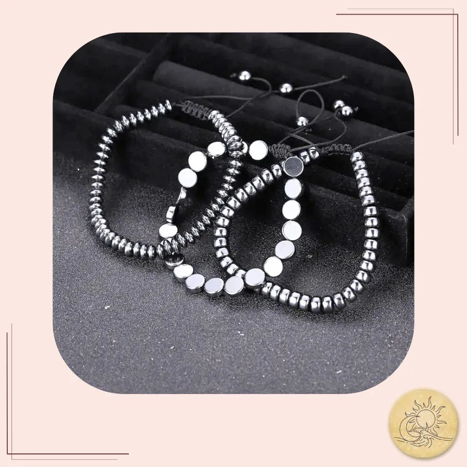 Bracelets en Hématite naturelle – deuxième série de modèles énergétiques (disc, pièces, oval) – bijou d’ancrage et de force intérieure – Aura Cristal